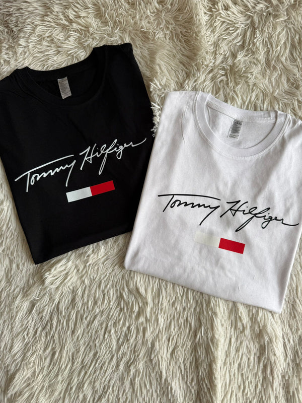T-shirt T.H corsivo